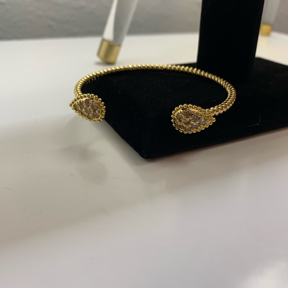 Elegant Gold and Silver Women's Bracelet